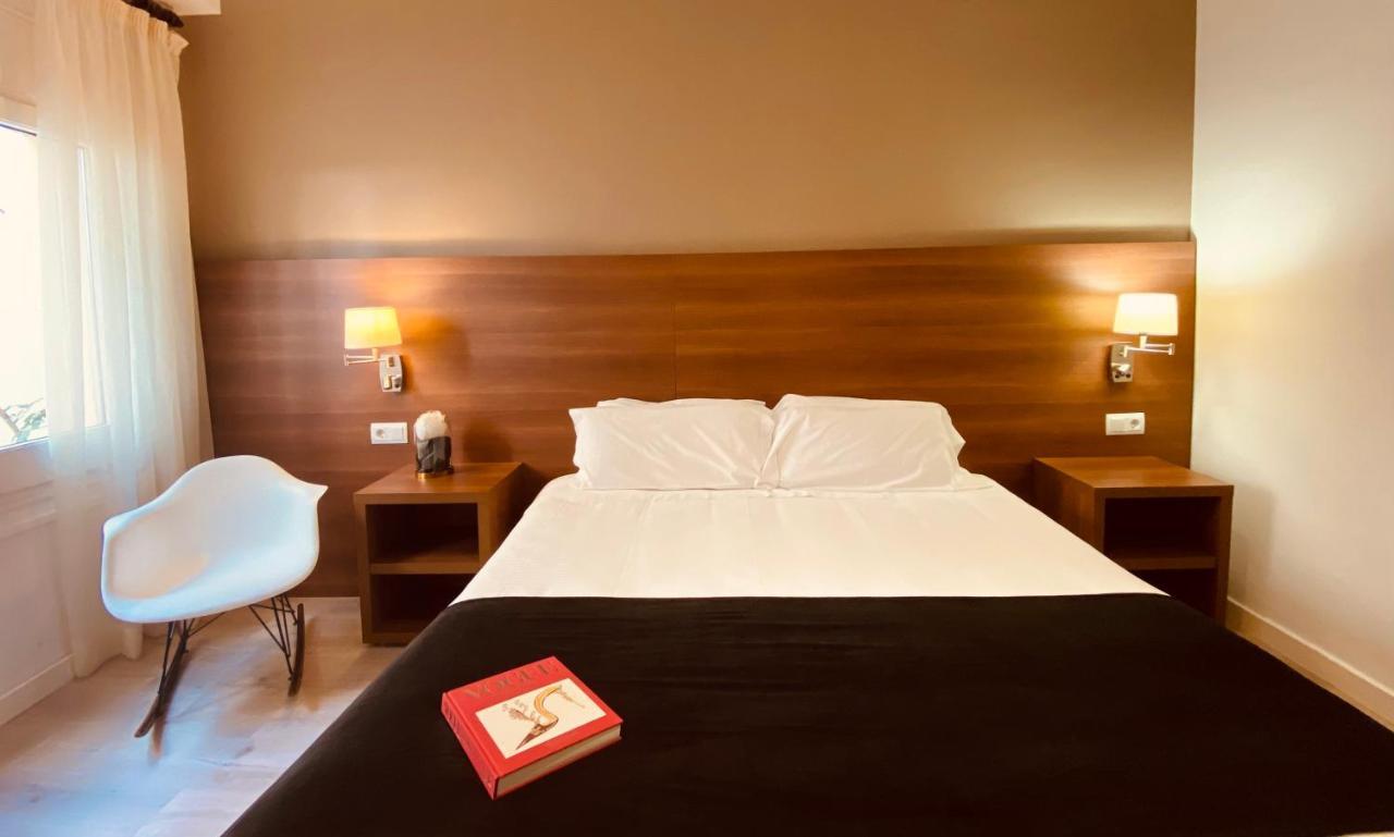 Hotel Carbonell Llançà Extérieur photo