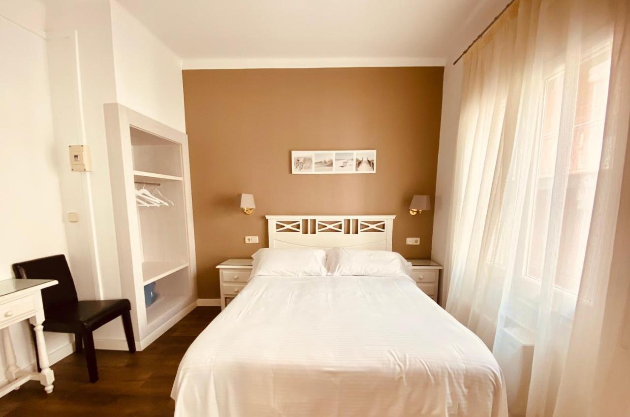 Hotel Carbonell Llançà Extérieur photo
